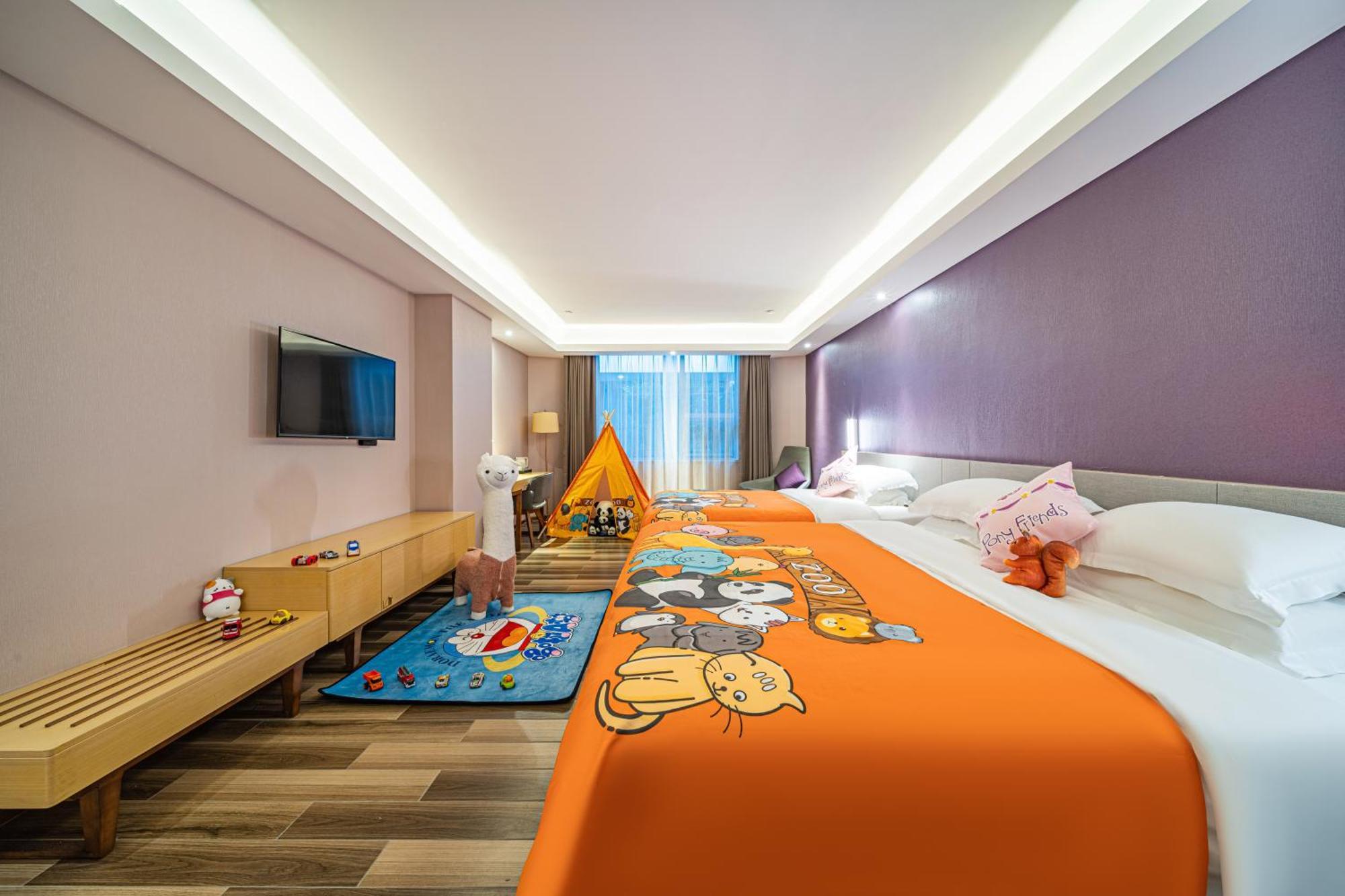 Echarm International Hotel Guangzhou Baiyun International Airport Huadu Plaza Branch - Free Deliver Service To Guangzhou Baiyun International Airport & Free Deliver Service To Canton Fair Complex During Canton Fair Period Экстерьер фото