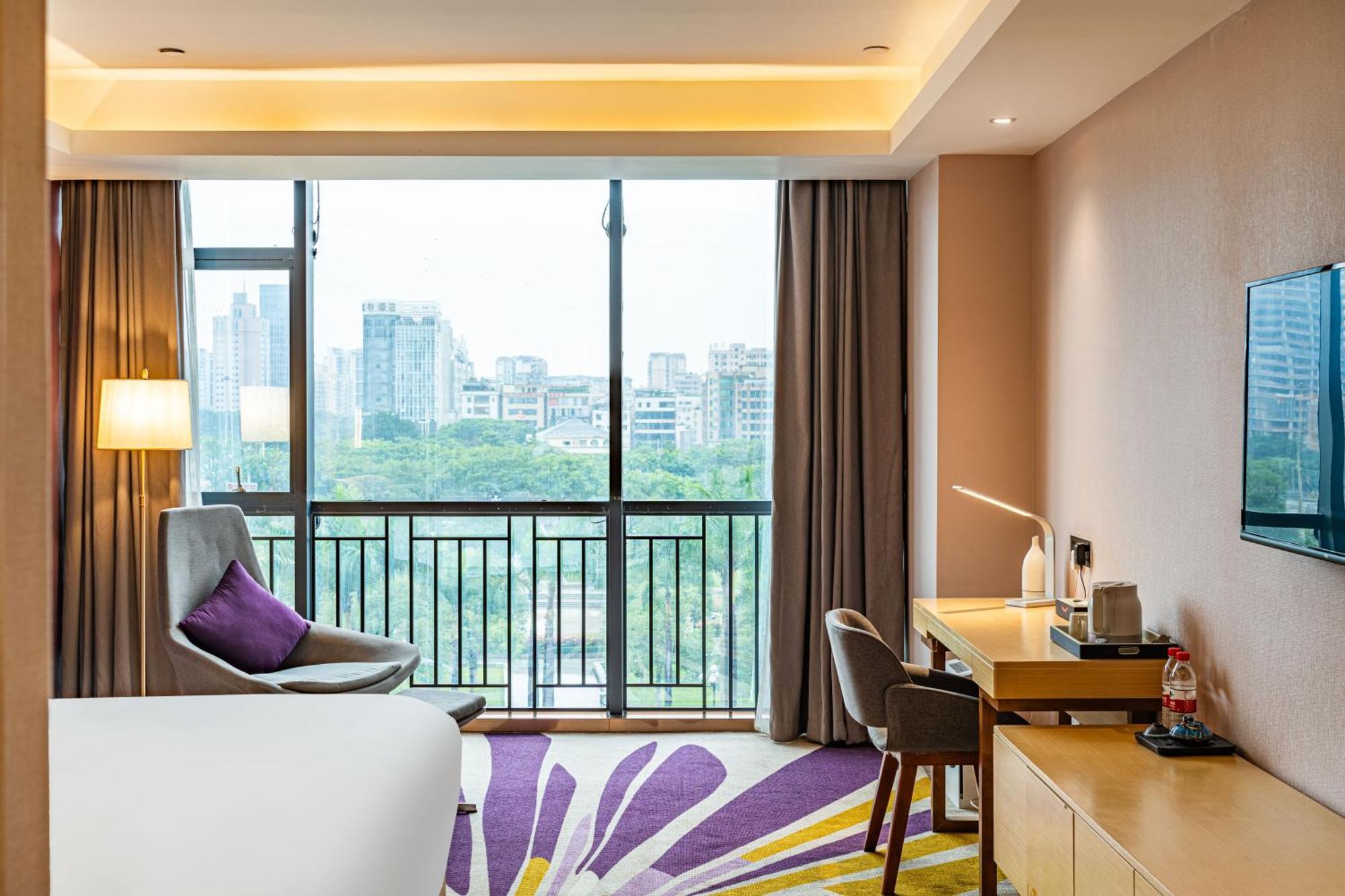 Echarm International Hotel Guangzhou Baiyun International Airport Huadu Plaza Branch - Free Deliver Service To Guangzhou Baiyun International Airport & Free Deliver Service To Canton Fair Complex During Canton Fair Period Экстерьер фото
