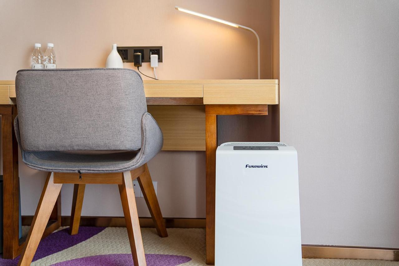 Echarm International Hotel Guangzhou Baiyun International Airport Huadu Plaza Branch - Free Deliver Service To Guangzhou Baiyun International Airport & Free Deliver Service To Canton Fair Complex During Canton Fair Period Экстерьер фото