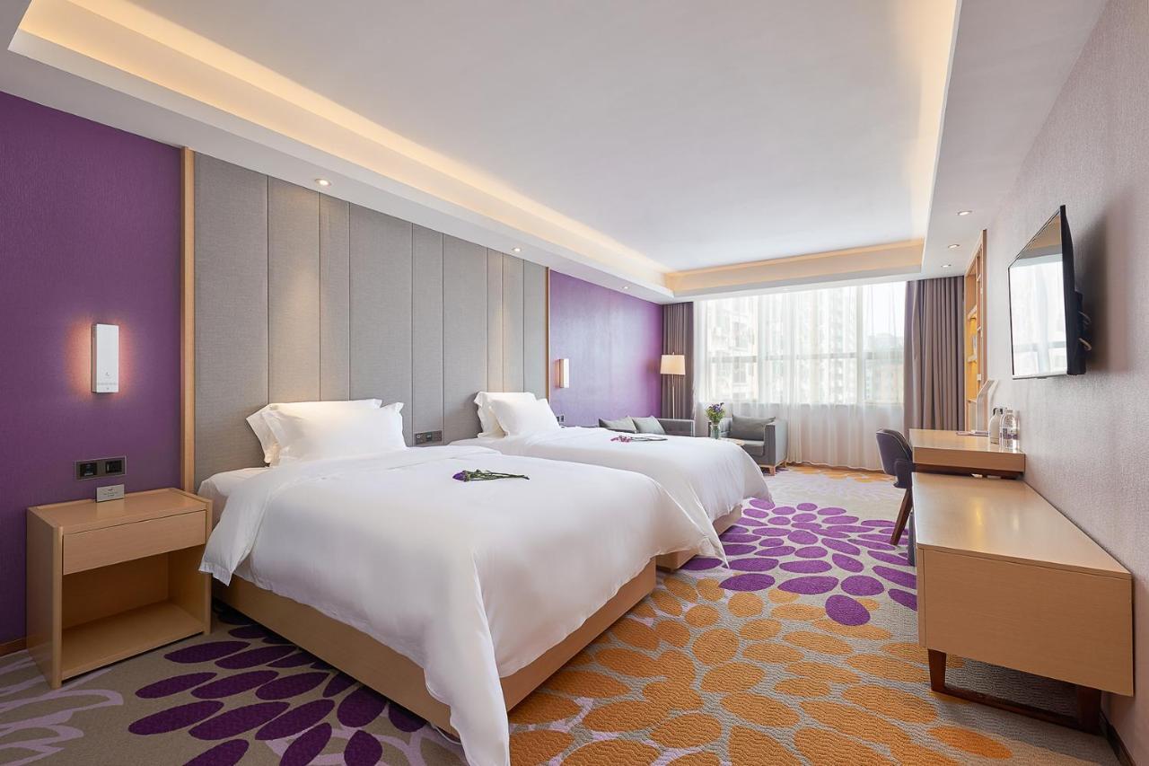 Echarm International Hotel Guangzhou Baiyun International Airport Huadu Plaza Branch - Free Deliver Service To Guangzhou Baiyun International Airport & Free Deliver Service To Canton Fair Complex During Canton Fair Period Экстерьер фото